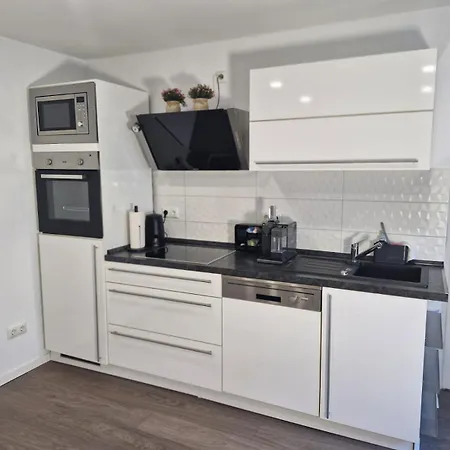 Gaestehaus In Rath-heumar *